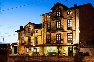 Posada Santa Ana - Cortiguera