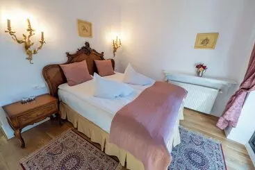 Casa Din Bran   Inn Center - Bran