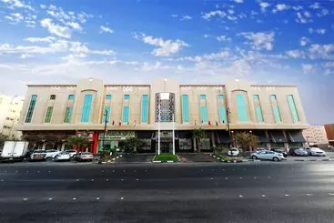Eastyard Dammam Hotel Formerly Ramada By Wyndham Dammam - Ed Dammam