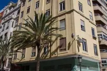 Russafa Youth Hostel - Valencia