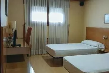 Hostal Los Infantes - Olvega