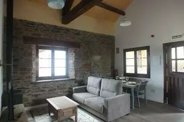 Apartamentos Puerta Del Castro - Coanya