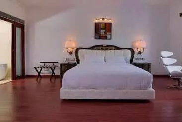 White Pearl Suites - Goa