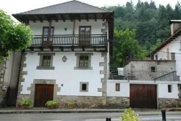 Casa Rural Janet - Izalzu