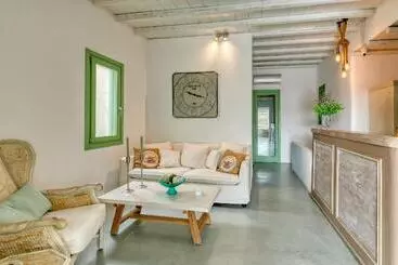 The Mykonist Panormos Exclusive Suites & Villas - Mykonos