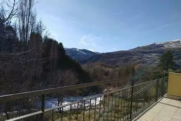Apartament Amb Pati A La Vall Fosca, Tranquilitat I Bones Vistes - La Torre de Cabdella