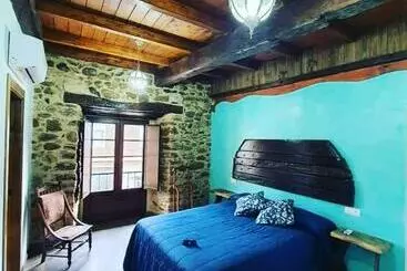 Hostal La Medina De Camponaraya - Camponaraya