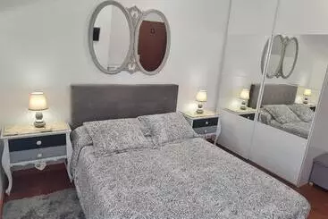 Fabuloso Apartamento Con Terraza Y Piscina - Villabáñez