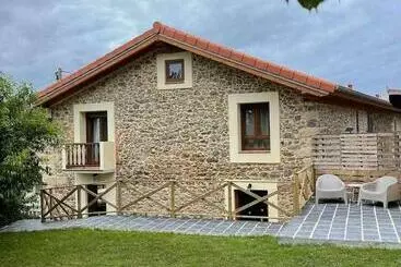 Encuentra El Norte En La Casa Del Buen Camino - Alfoz de Lloredo