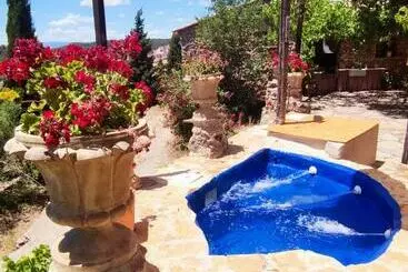 La Casa De Piedra, Una Ventana Al Paraíso - Matet