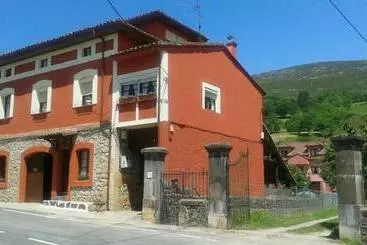 Miyares Casa Rural - Vallobal