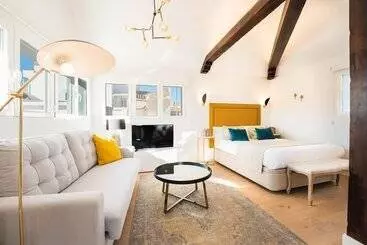 Debambu Suites - Malaga