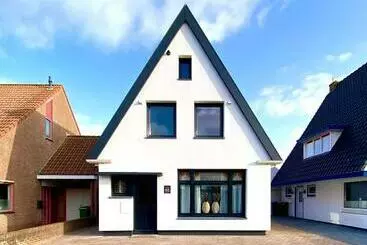 The Island Life Beach House 1 - De Koog