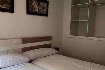 Apartamentos La Piedra En Pleno Centro Histórico Con Dos Dormitorios Y Dos Baños - Najera