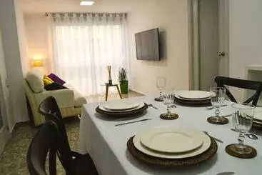 Light In Vila Real, Piso Céntrico Con 3 Habitaciones - Villarreal