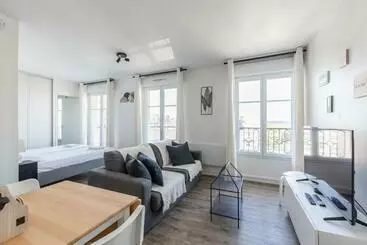 Studio Cosy, 4pers, Wifi, Proche Disney, Parking   Fairytale Factory - Bussy Saint Georges