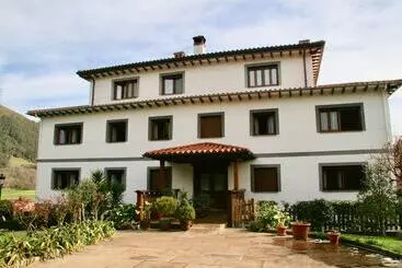 Apartamentos Rurales La Bardenilla - Peñamellera Baja