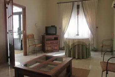 Hostal Artiga - Alborea