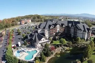 The Inn At Christmas Place - Pigeon Forge