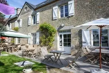 Logis Auberge De Carolles - Mont Saint Michel