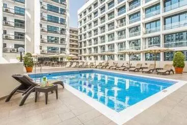 Golden Sands Suites - Dubai