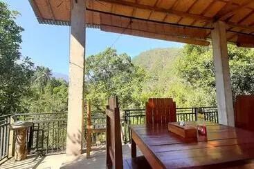 Sugi Gede Homestay - Singaraja