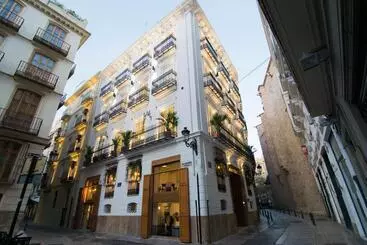 Myr Marqués House - Valencia del Ventoso