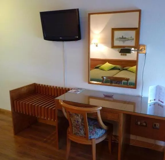 Fotos del hotel Don Carmelo:  15