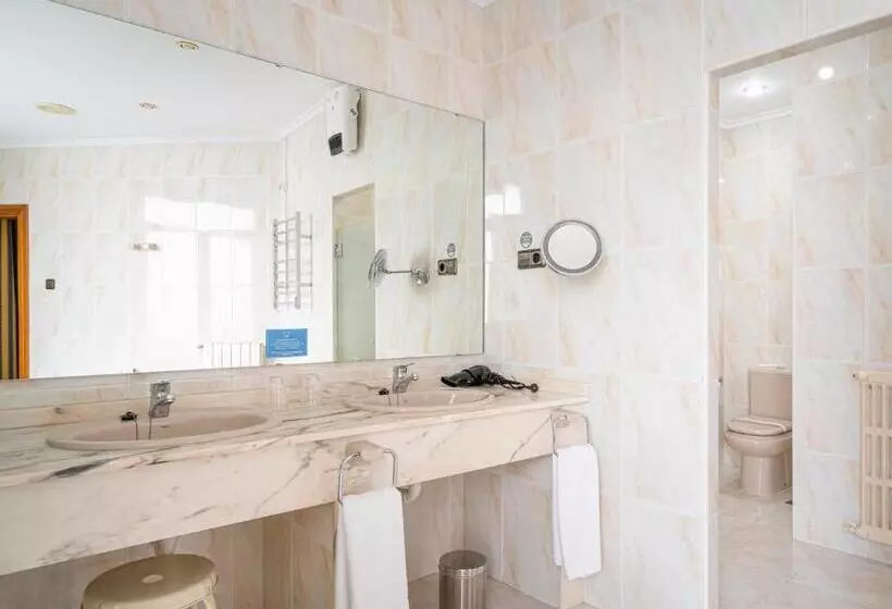 Fotos del hotel Hernán Cortés:  2