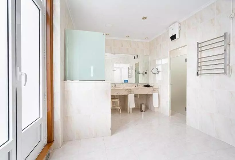 Fotos del hotel Hernán Cortés:  11