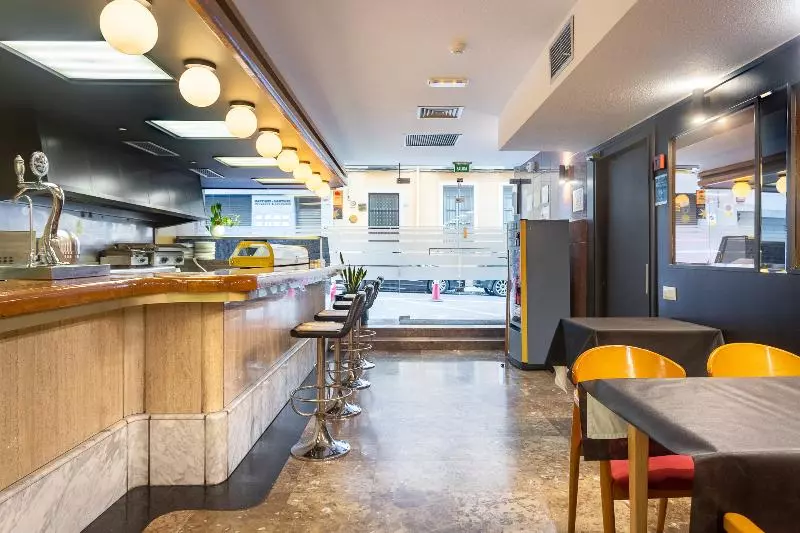 Fotos del hotel Leuka:  6