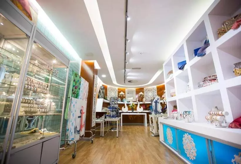 Fotos del hotel Port Fiesta Park:  4