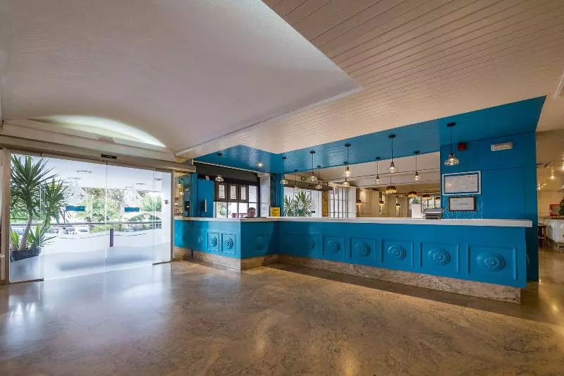 Fotos del hotel Checkin Garbí:  3