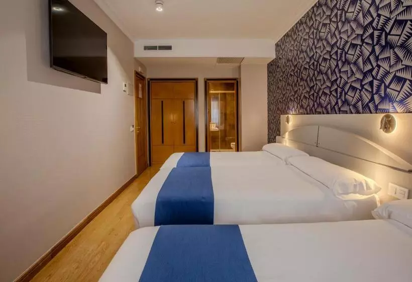 Fotos del hotel Sercotel Corona De Castilla:  21