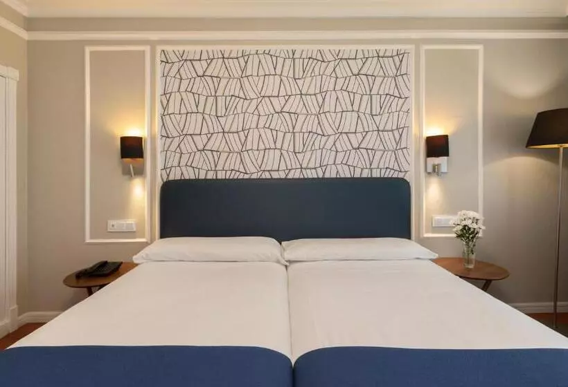 Fotos del hotel Sercotel Corona De Castilla:  19