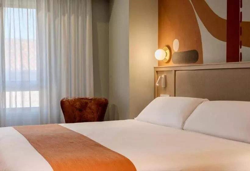 Fotos del hotel Sercotel Corona De Castilla:  7