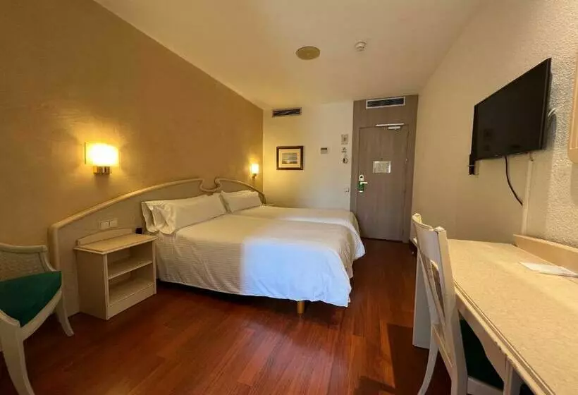 Fotos del hotel Lleó:  18