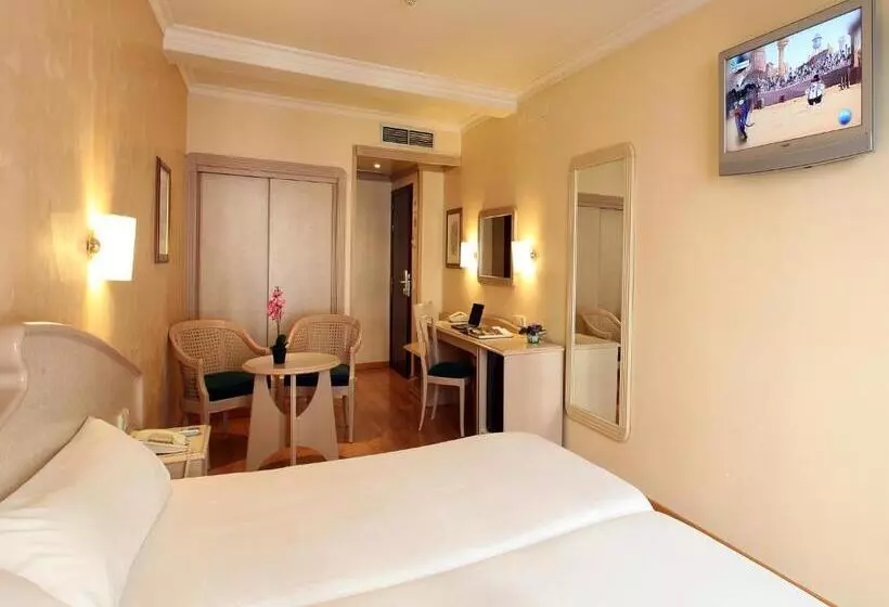 Fotos del hotel Lleó:  21