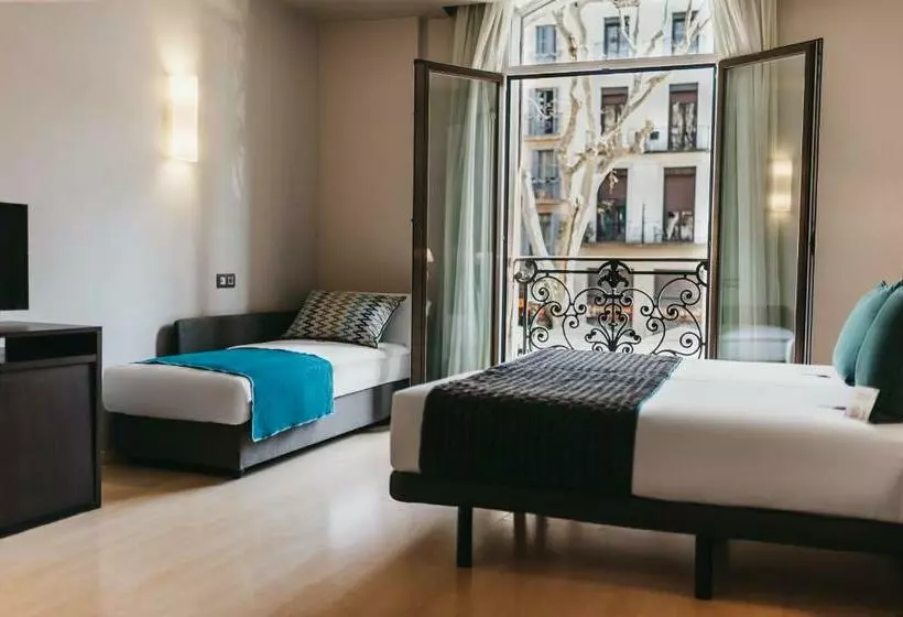 Fotos del hotel Oriente Atiram:  5