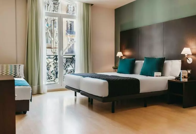 Fotos del hotel Oriente Atiram:  17