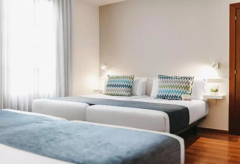 Fotos del hotel Oriente Atiram:  15