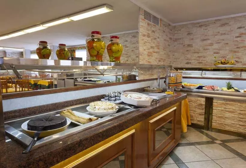 Fotos del hotel Riutort:  15