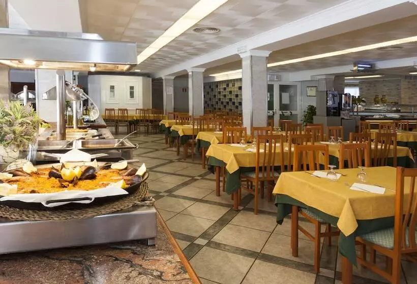 Fotos del hotel Riutort:  4