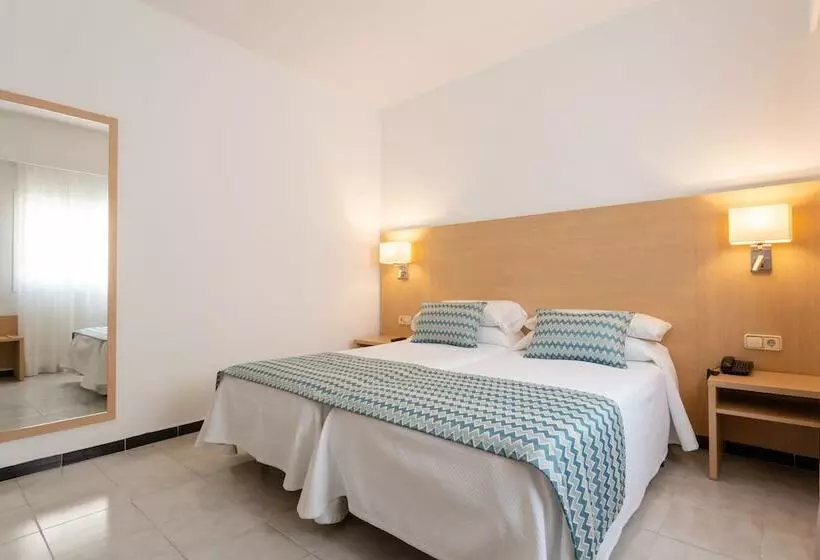 Fotos del hotel Riutort:  18