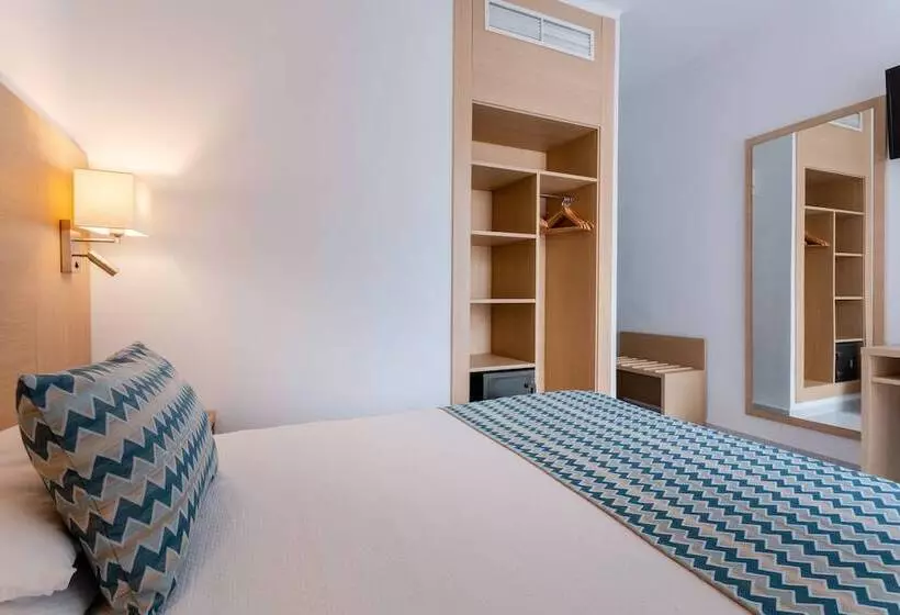 Fotos del hotel Riutort:  25