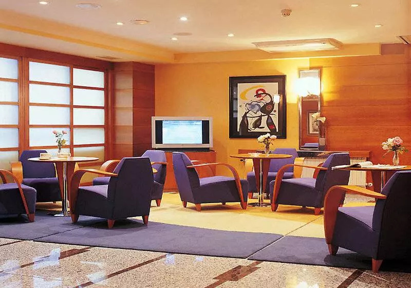 Fotos del hotel Sercotel Corona De Castilla:  2