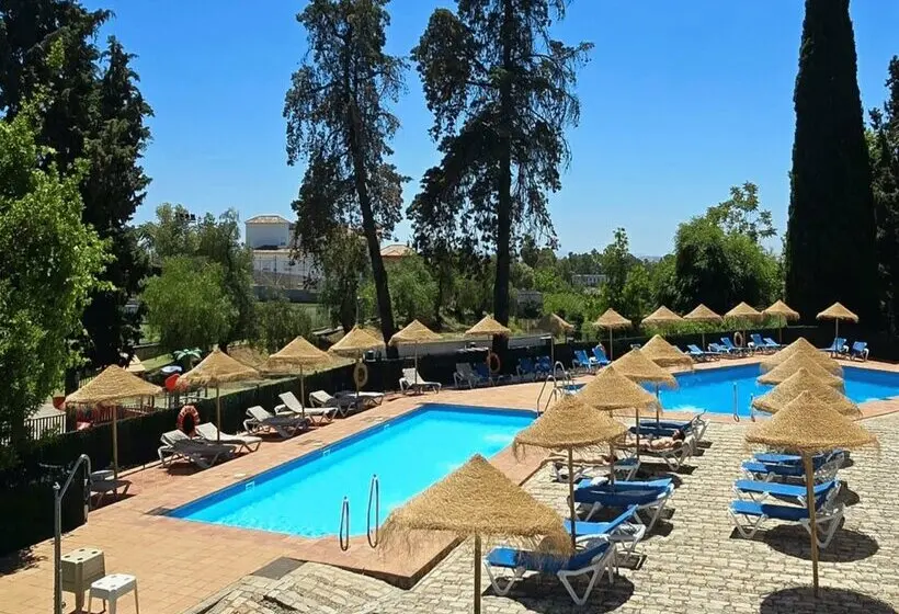 Fotos del hotel Abetos Del Maestre Escuela:  2