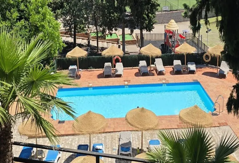 Fotos del hotel Abetos Del Maestre Escuela:  36