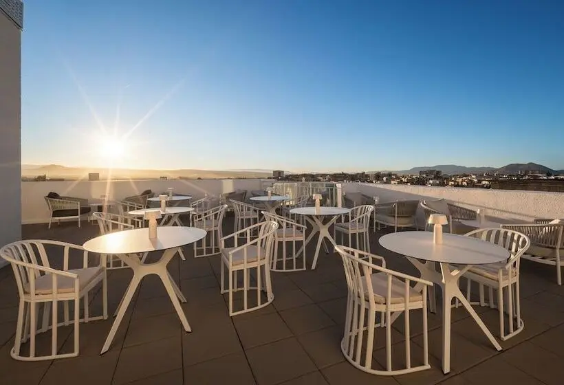 Fotos del hotel Ohtels San Antón Granada:  13