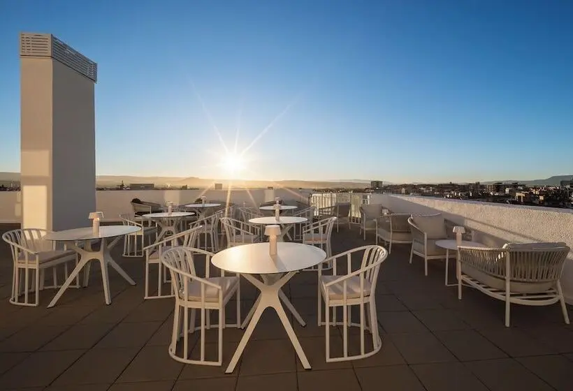 Fotos del hotel Ohtels San Antón Granada:  34